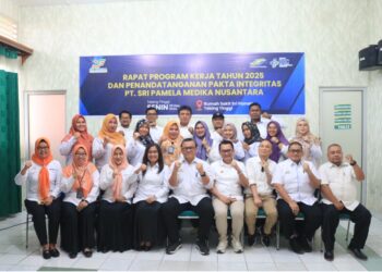 Komitmen Menuju Pelayanan Berkualitas Rapat Program Kerja 2025 dan Penandatanganan Pakta Integritas Sri Pamela Group
