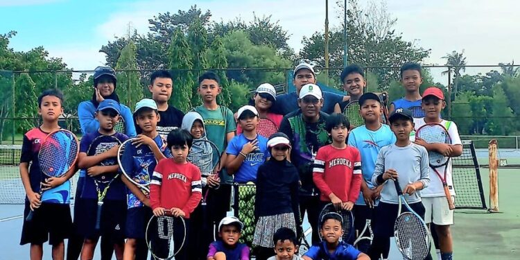 Panen Prestasi di 2024, Petenis Cilik PTPN IV Regional III Antusias Arungi 2025