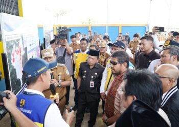 Dampingi Komisi V DPR RI, Gubernur Al Haris Bantu 25 Milyar Pembebasan Lahan Pintu Air Sungai Asam
