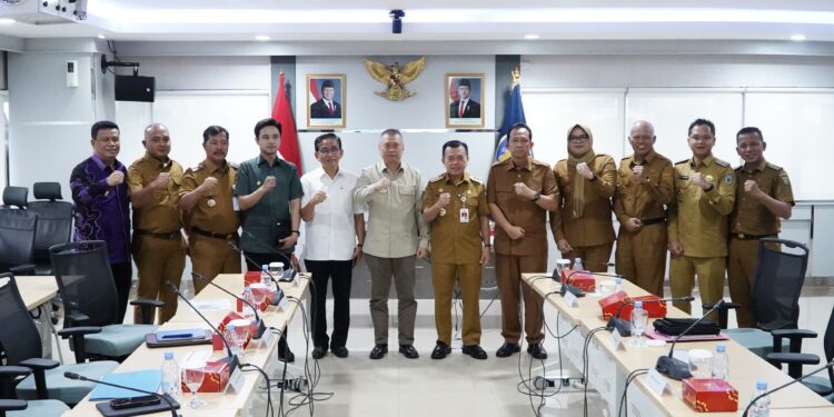 Gubernur Al Haris Boyong Bupati/Wali Kota Audiensi dengan Menhub, Bahas Pengembangan Transportasi