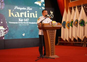 Gubernur Al Haris Ajak Perempuan Teladani Kartini, Bangun Keluarga dan Daerah