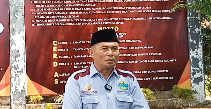 Gelar Talkshow Tolak Judi Online, Kepala SMK PGRI 2 Talang Bakung Jambi Ajak Sayangi Masa Depan