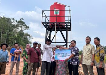 PTPN IV Regional 4 Bangun Sumur Bor Warga