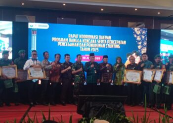 PTPN IV Regional 4 Raih Penghargaan Orang Tua Asuh Stunting dari BKKBN