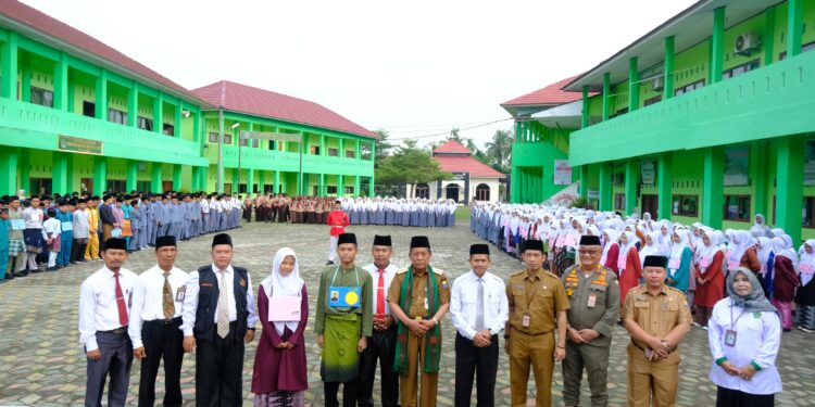 Wagub Sani Hadiri Pembukaan Matsama MAN 3 Kota Jambi