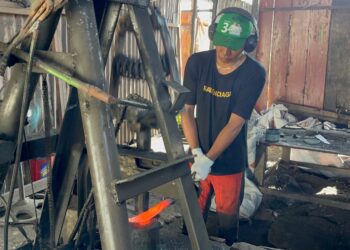 PTPN IV Regional IV Kembangkan UMKM Pengrajin Besi