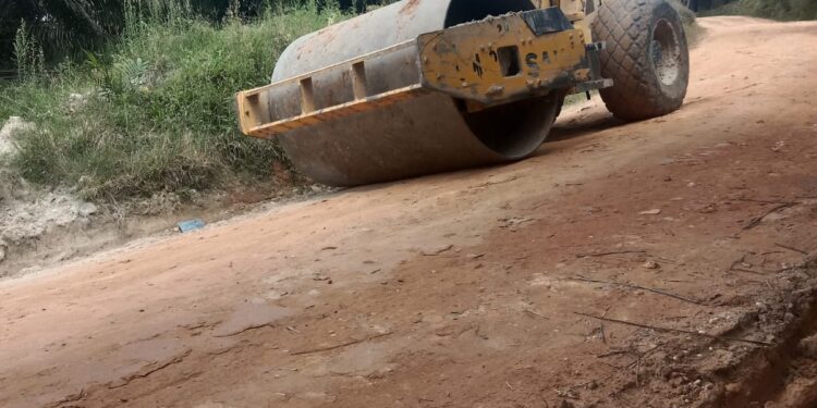 PTPN IV Regional 4 Perbaiki Jalan, Perekonomian Desa Melambung