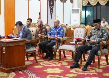 Gubernur Al Haris Wawancarai Calon Direktur dan Komisaris PT. JII