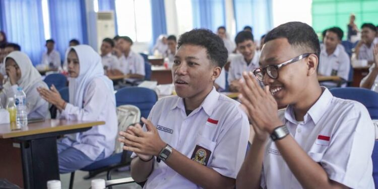 Rayakan Hari Anak Nasional, Holding Perkebunan Nusantara Gelar PalmCo Goes to School di Paser Kaltim   