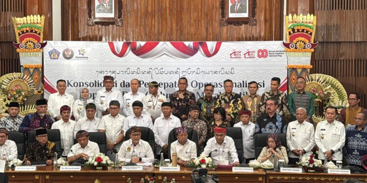 Hadiri Rapat Konsolidasi Nasional di Bali, Gubernur Al Haris Sampaikan Saran dan Usulan Kepada Beberapa Menteri