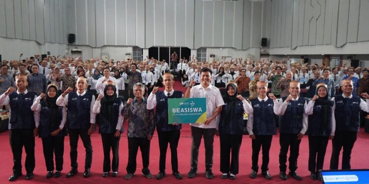 Dukung SDM Perkebunan, Holding Perkebunan Nusantara Melalui PTPN I Salurkan Beasiswa Rp375 Juta