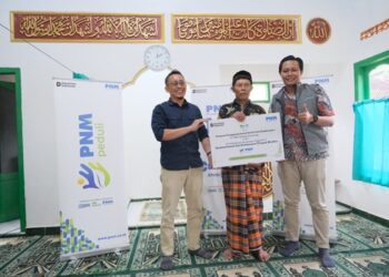 Holding Perkebunan Nusantara Melalui PTPN I Regional 3 dan PNM Tingkatkan Sarana Ibadah di Desa Ngadirejo