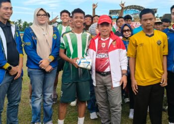 Gubernur Al Haris Dukung Pembinaan Atlet Muda Jambi Lewat Piala Soeratin