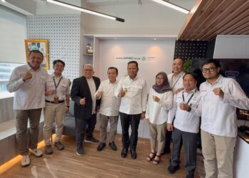 Gubernur Al Haris Bersama Jajaran Pengurus ADPMET Diskusi dan Bahas Berbagai Persoalan