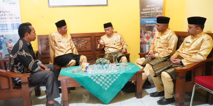 Gubernur Al Haris Tinjau Pembangunan Dapur MBG, Bedah Rumah dan Kesiapan Koperasi Merah Putih di Kabupaten Tebo