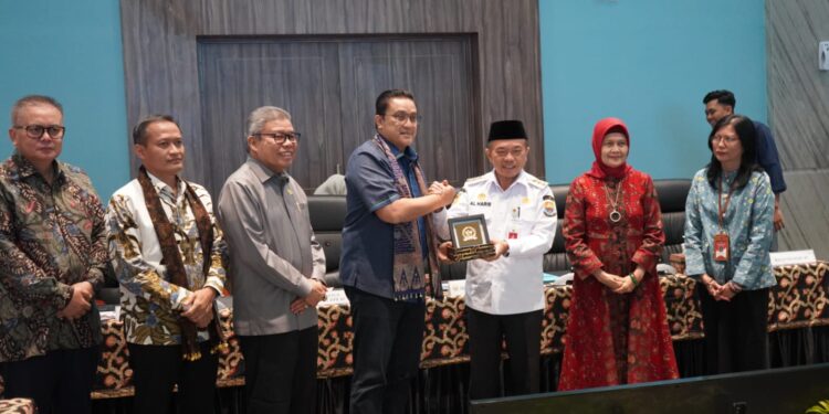 Komisi II DPR RI Kunjungi Jambi, Al Haris Dorong Reformasi Total BUMD dan Percepatan Penyelesaian Konflik Agraria