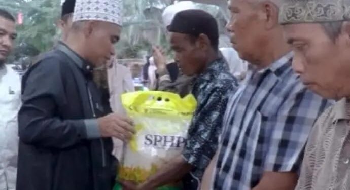 Safari Ramadhan di Kebun Bukit Kausar, PTPN IV Regional IV Santuni Anak Yatim