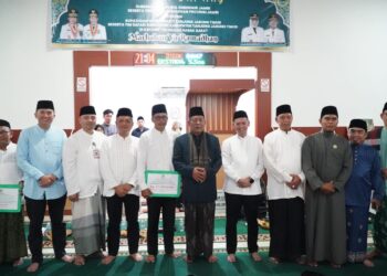 Safari Ramadhan di Tanjab Timur, Wagub Sani Serahkan Bantuan Stunting, CSR Hingga BAZNAS