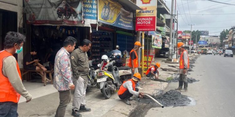 Bersiap Sambut Lebaran Idul Fitri, UPTD PUTR Workshop dan Peralatan Perbaiki Jalan
