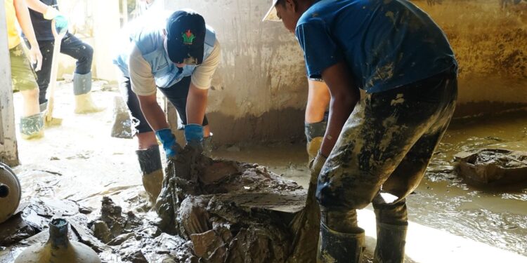 PalmCo Kawal Pemulihan Pascabanjir Tapanuli Selatan hingga Tuntas