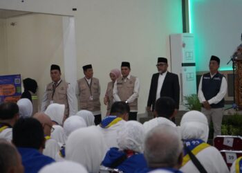 Sekda Sudirman Lepas JCH Kloter 23, Doakan Jamaah Jadi Haji Mabrur, Pulang Sehat