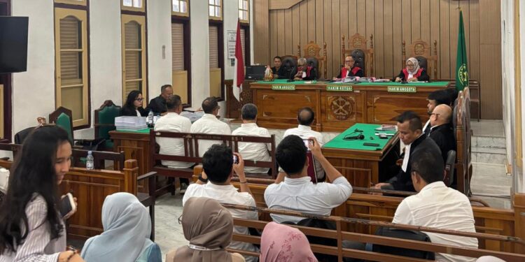 Jaksa Tuntut Irwan Perangin-angin 1,5 Tahun Penjara, Kuasa Hukum Sebut Fakta Sidang Diabaikan