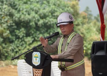 Gubernur Al Haris Letakkan Batu Pertama Pembangunan RSUD Bukit Tengah di Kerinci