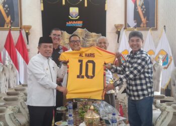 Dijadwalkan Buka Turnamen Urawa Cup VI di Stadion Swarna Bhumi, Gubernur Al Haris Siap Berlaga Lawan Tim Urawa