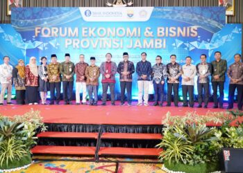 Hadiri Forum Ekonomi Bisnis, Sekda Sudirman Tekankan Tata Kelola Migas dengan Memperhatikan Aspek Lingkungan