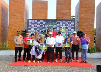 500 Peserta Meriahkan Fun Run HUT RI ke-81, Wagub Sani: Jalan Sehat Wujudkan Jambi Maju dan Kompak