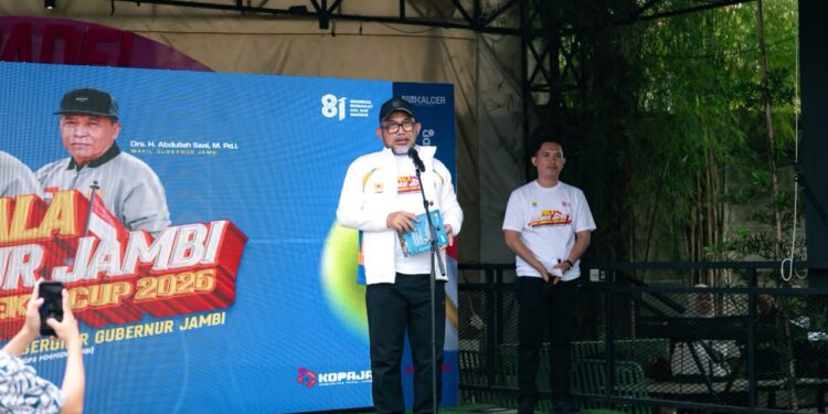 Sekda Sudirman Buka Open Tournament Padel Merdeka Cup Gubernur Jambi 2026