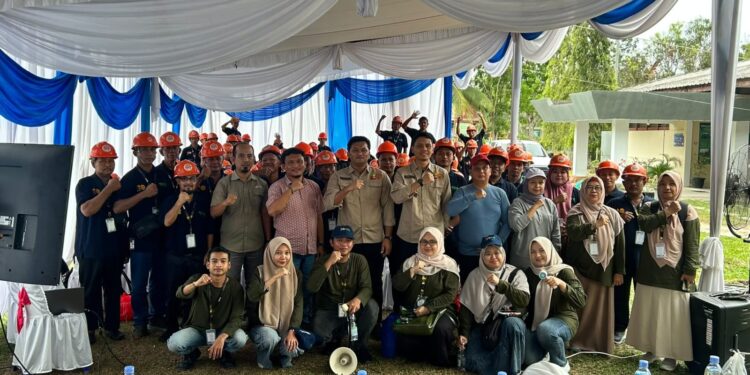 PTPN IV Regional 4 Kebun Bunut Dukung Pengembangan SDM Perkebunan Kelapa Sawit Melalui Kunjungan Lapangan