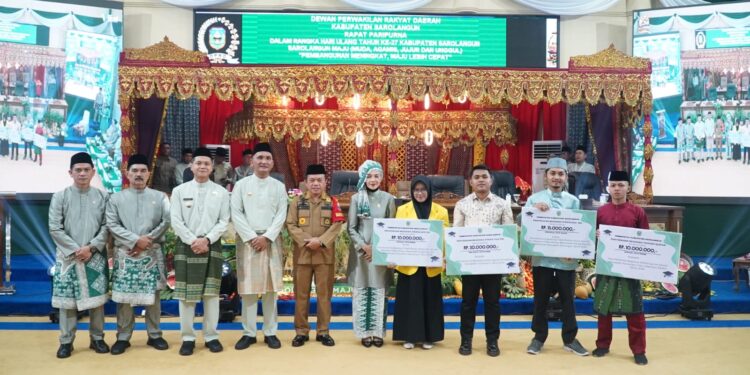 Hut Ke-27 Sarolangun, Gubernur Al Haris Tekankan Hari Jadi Sebagai Momentum Evaluasi dan Perkuat Sinergi Pembangunan