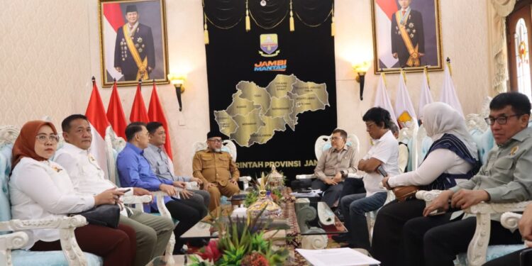 Sekda Sudirman Dampingi Kunjungan Kerja BAM DPR RI ke Jambi